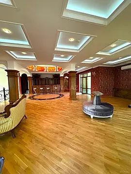 Satılır 18 otaqlı həyət evi 1200 m²