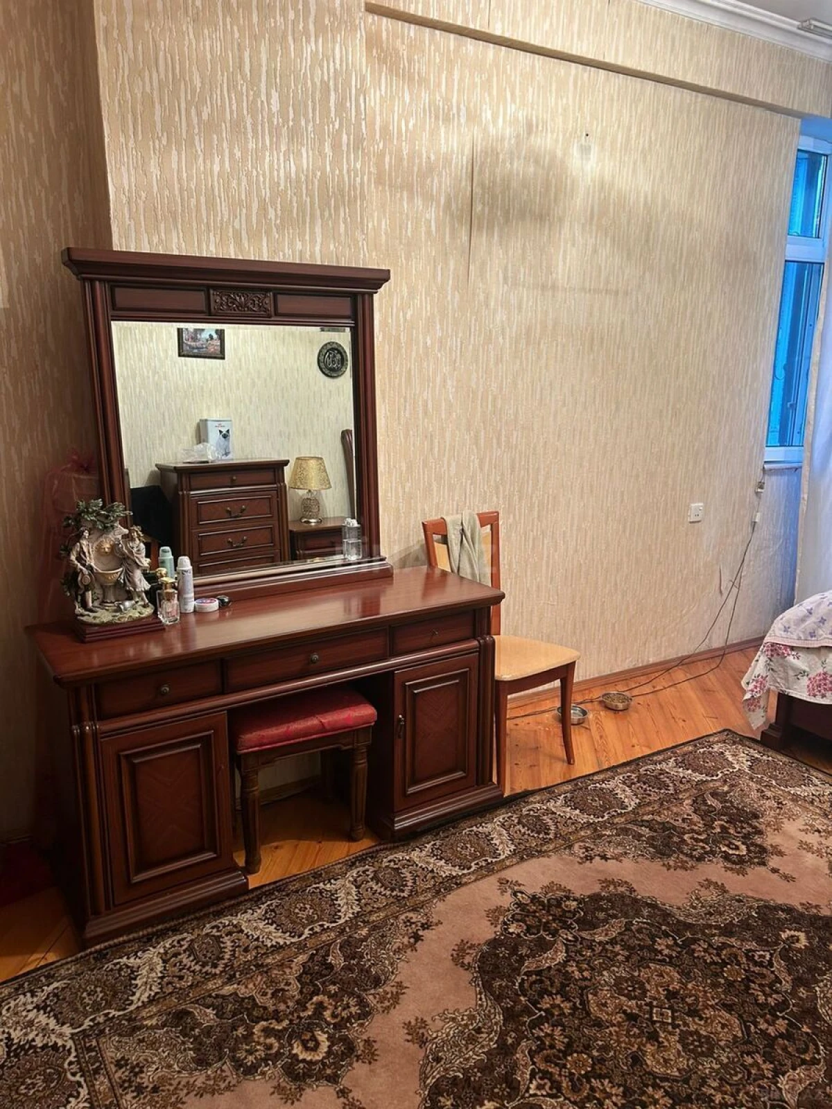 Satılır 3 otaqlı mənzil 128 m²