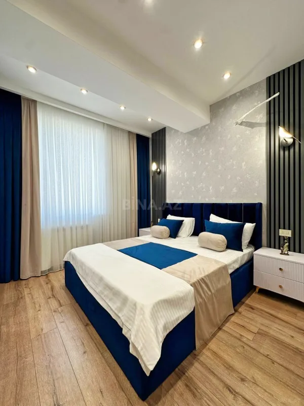 Satılır 4 otaqlı mənzil 110 m²