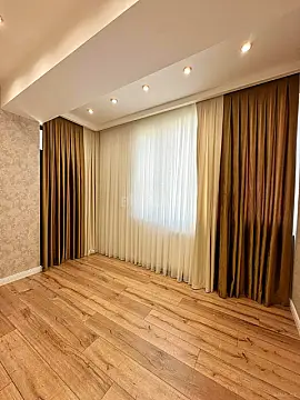 Satılır 4 otaqlı mənzil 110 m²