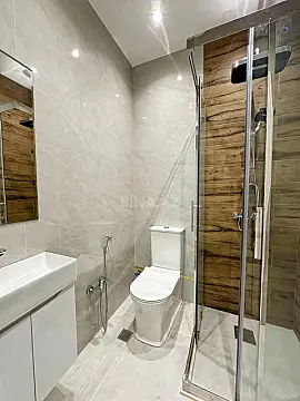 Satılır 4 otaqlı mənzil 110 m²