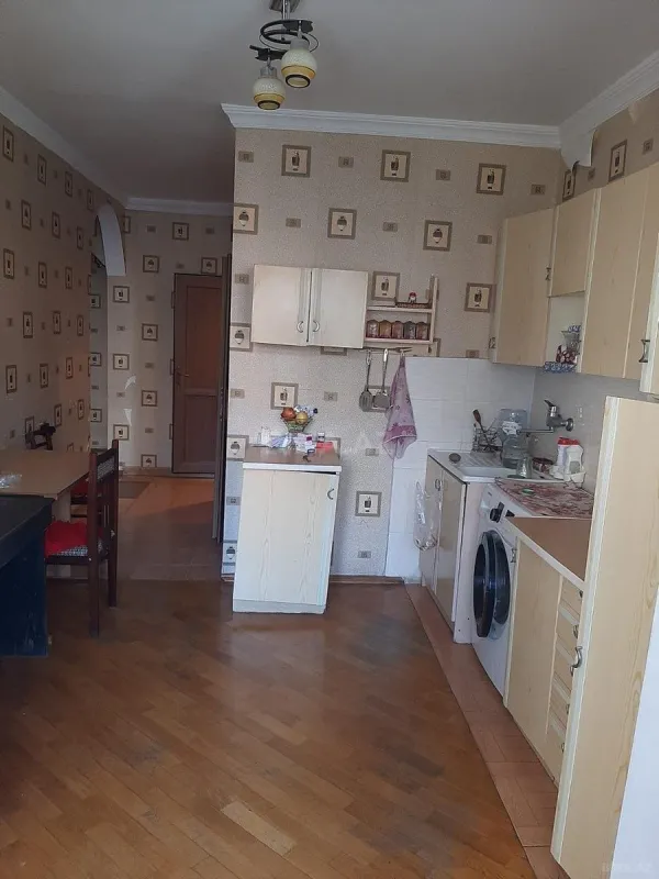 Satılır 3 otaqlı mənzil 70 m²