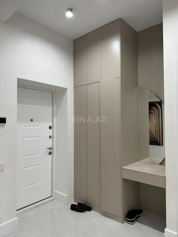 Kirayə verilir 2 otaqlı mənzil 80 m²
