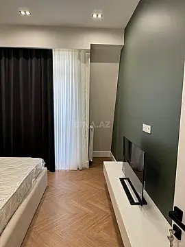 Kirayə verilir 2 otaqlı mənzil 80 m²