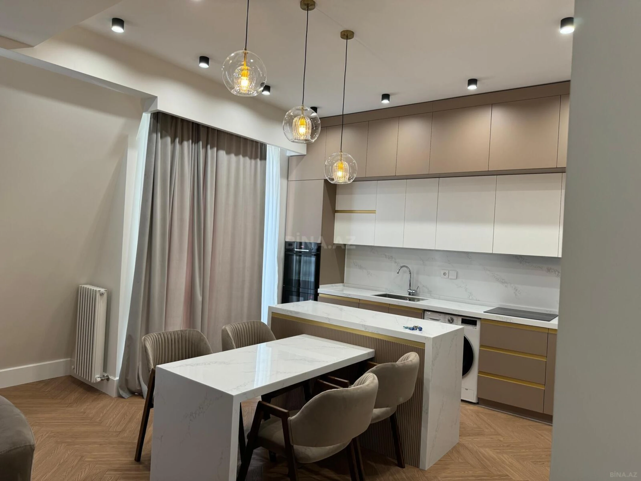 Kirayə verilir 2 otaqlı mənzil 80 m²