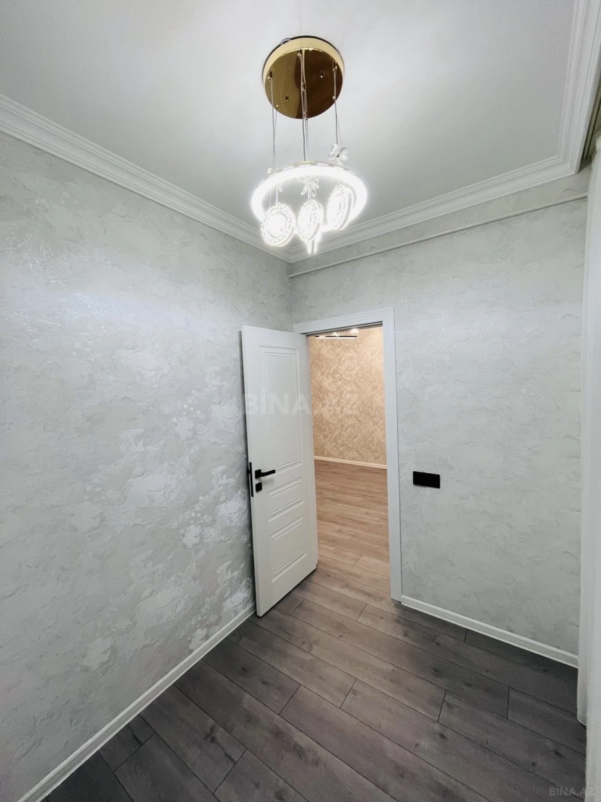 Satılır 3 otaqlı mənzil 60 m²