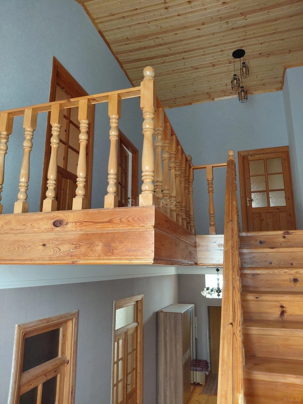 Satılır 6 otaqlı həyət evi 214 m²