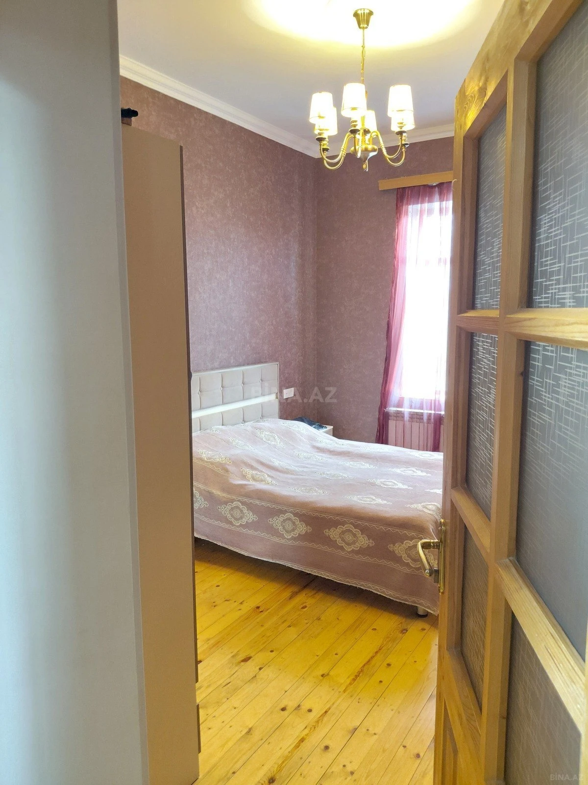 Satılır 6 otaqlı həyət evi 214 m²