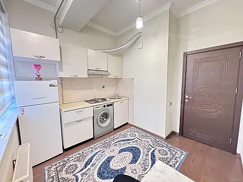 Satılır 1 otaqlı mənzil 45 m²