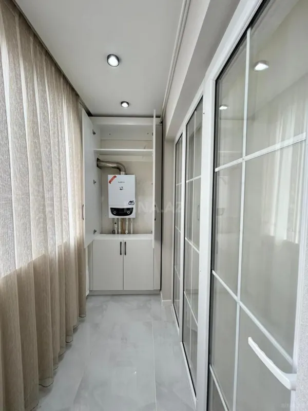 Satılır 4 otaqlı mənzil 105 m²