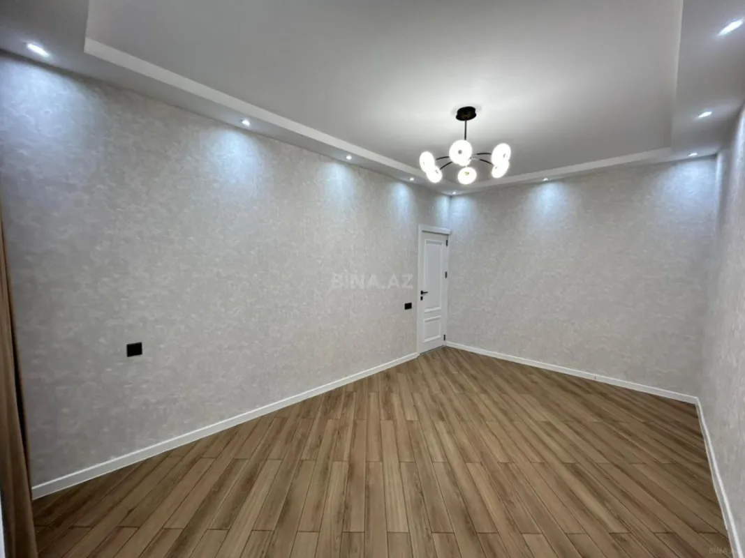 Satılır 4 otaqlı mənzil 105 m²