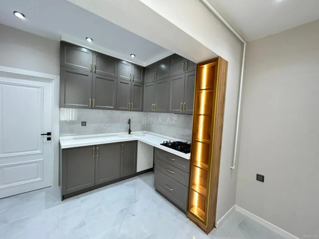 Satılır 4 otaqlı mənzil 105 m²