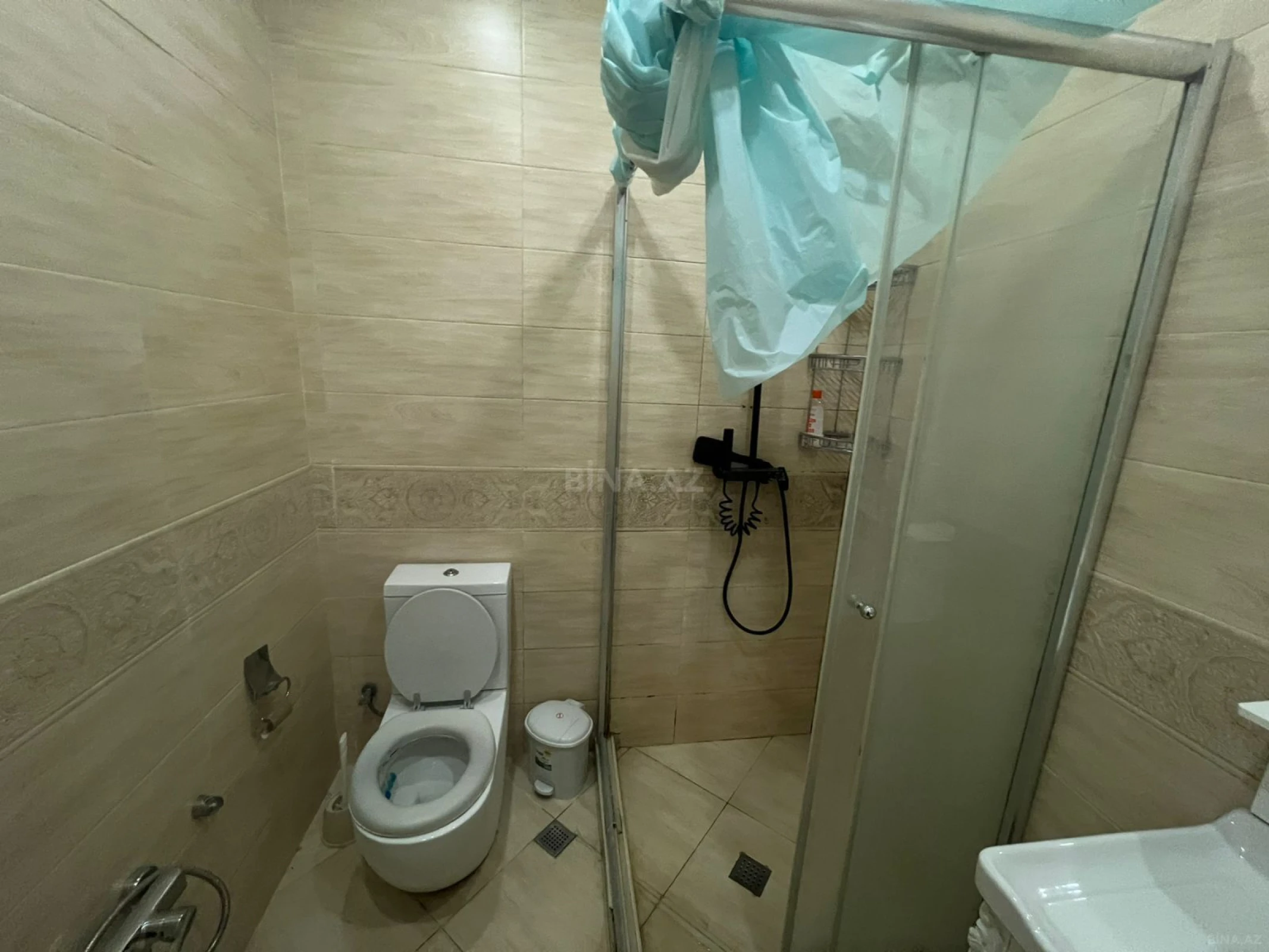 Kirayə verilir 3 otaqlı mənzil 135 m²