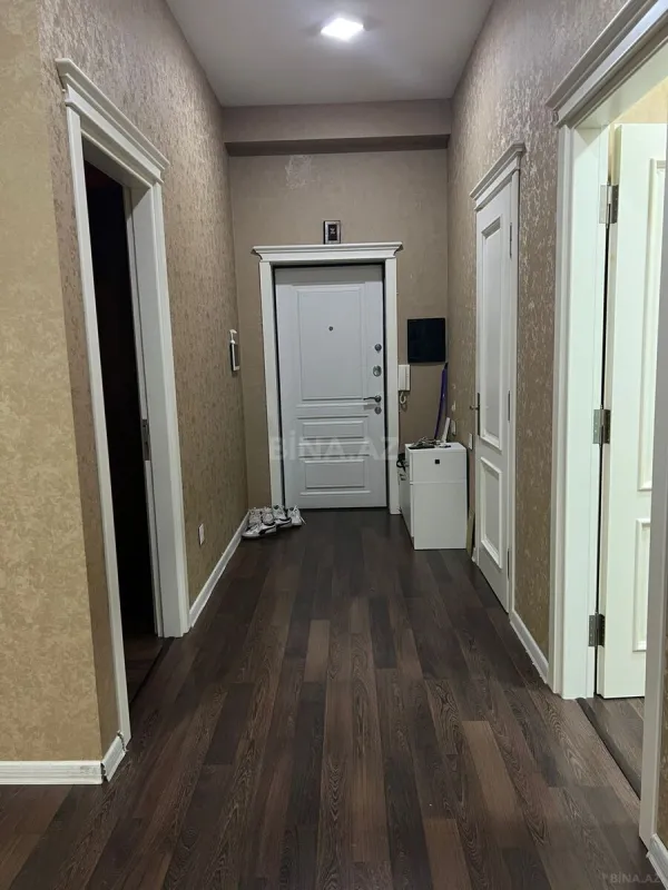 Kirayə verilir 3 otaqlı mənzil 135 m²