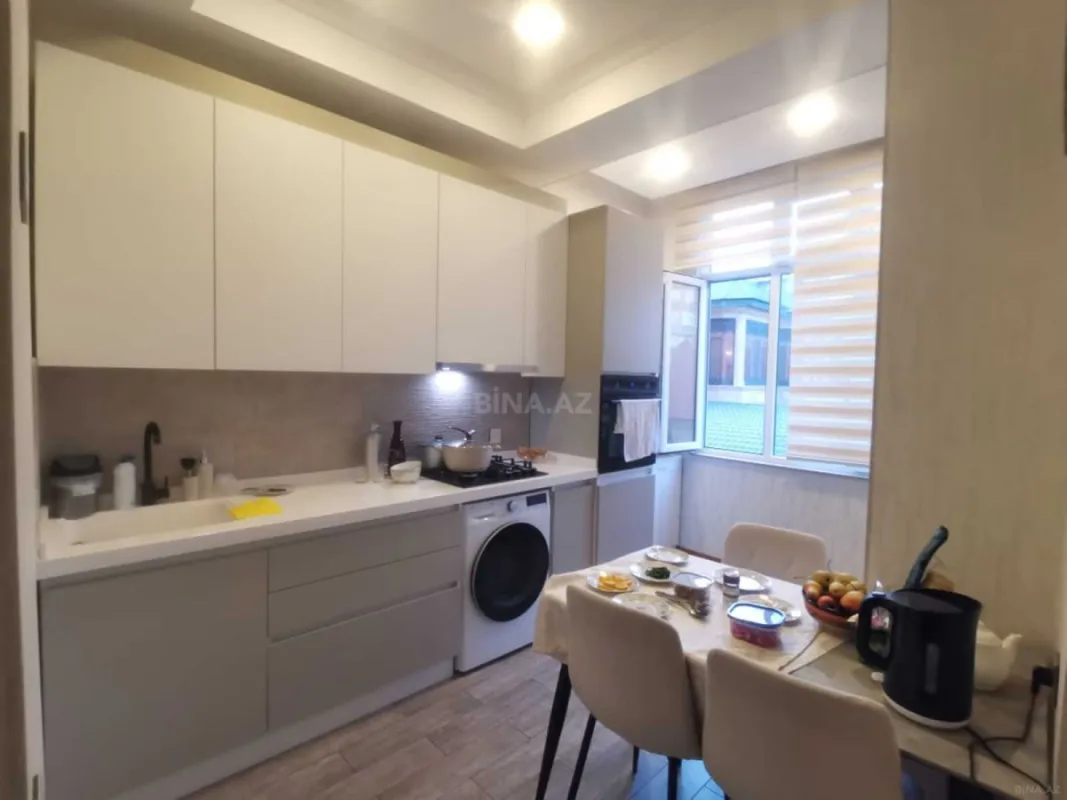 Satılır 3 otaqlı mənzil 102 m²