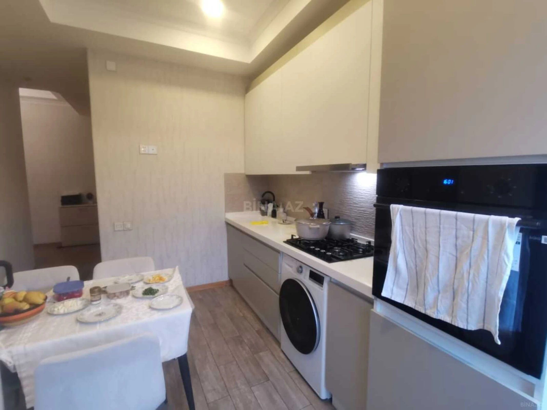 Satılır 3 otaqlı mənzil 102 m²