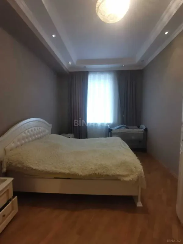 Satılır 3 otaqlı mənzil 102 m²