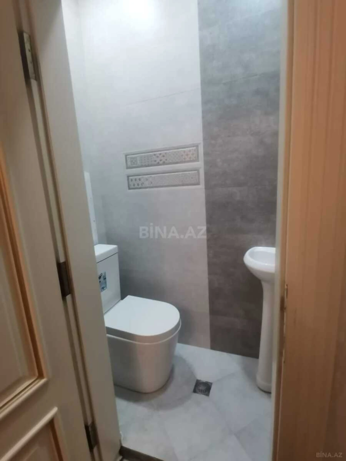 Satılır 3 otaqlı mənzil 102 m²