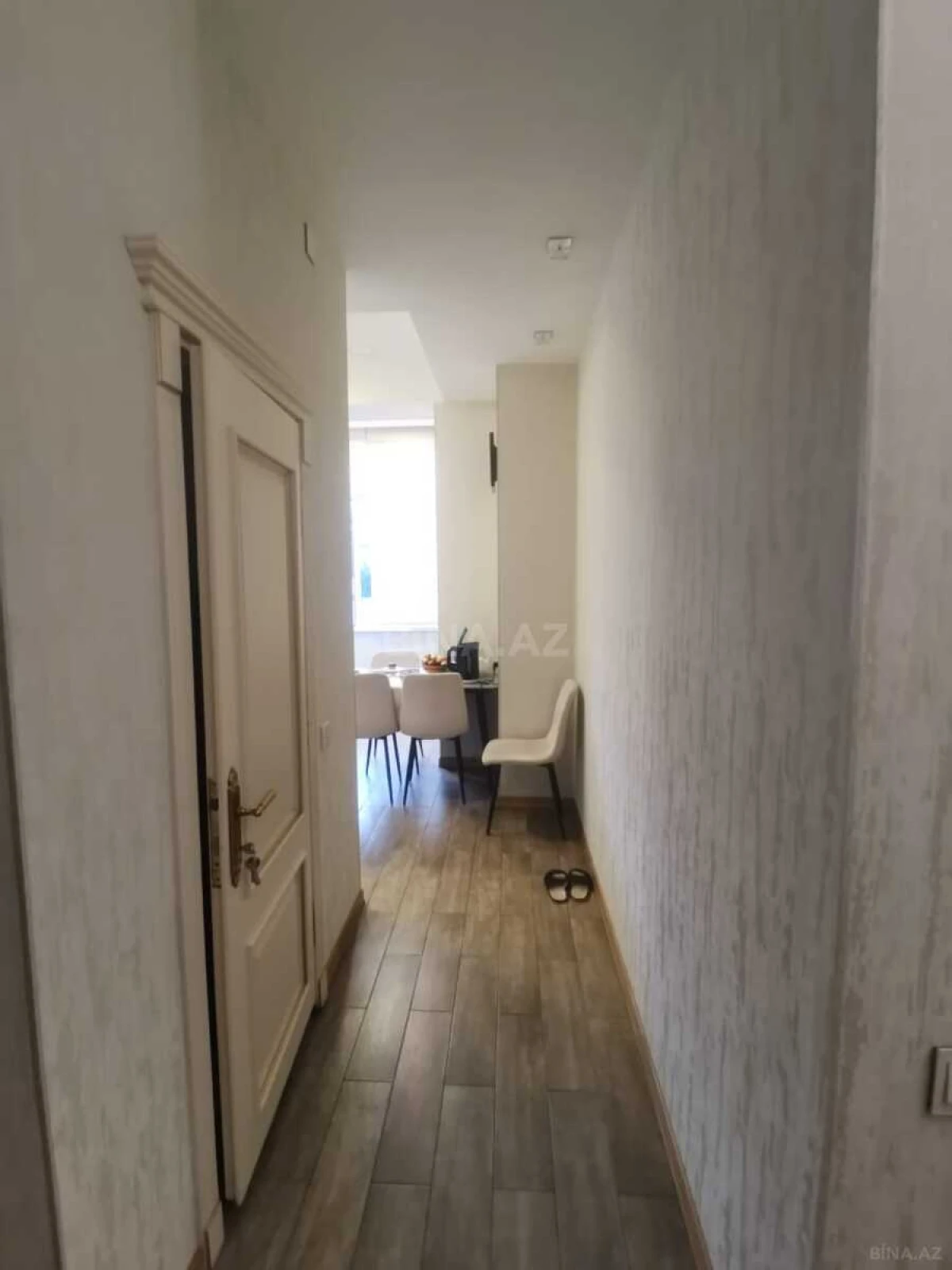 Satılır 3 otaqlı mənzil 102 m²