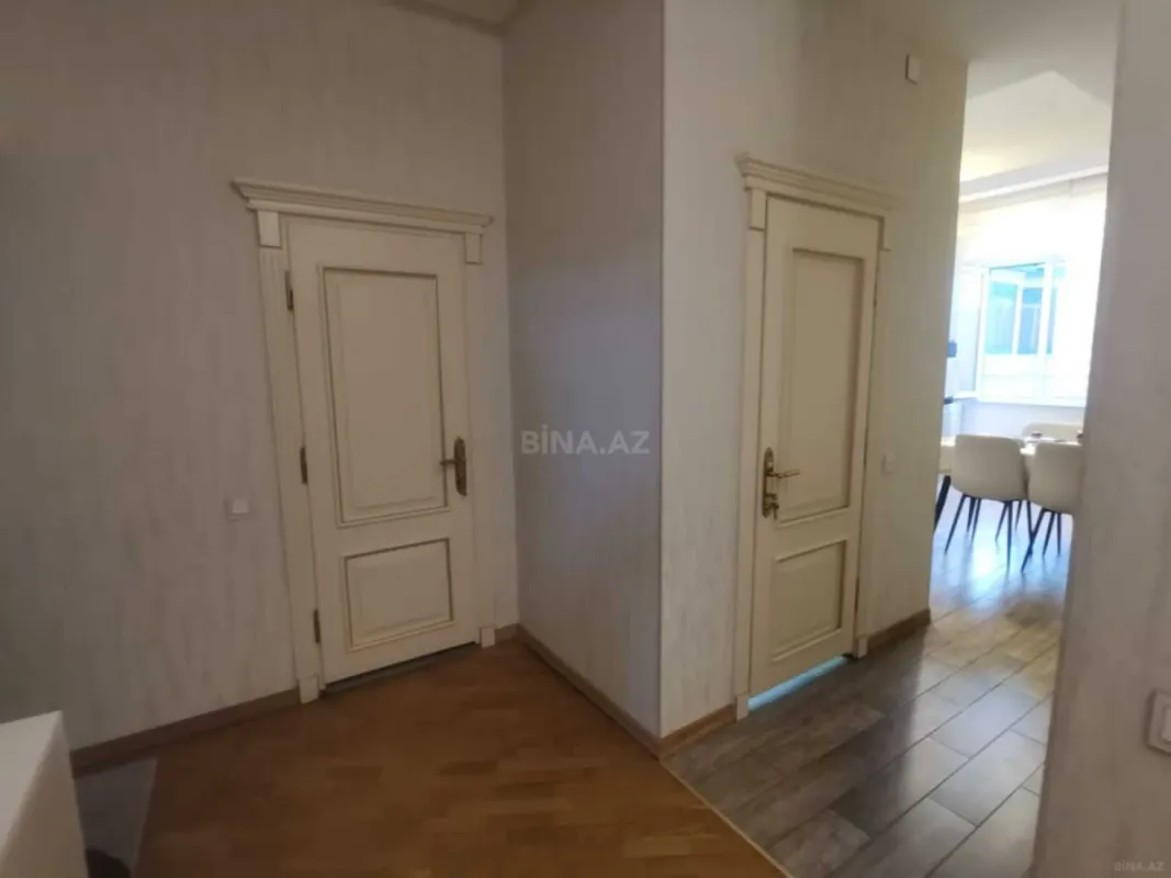 Satılır 3 otaqlı mənzil 102 m²