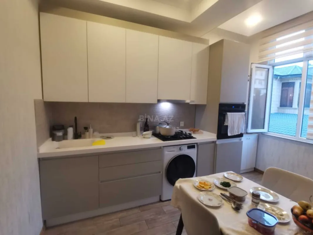 Satılır 3 otaqlı mənzil 102 m²