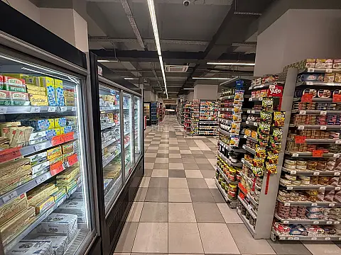 Satılır obyekt 1035 m² — Bakı, İnşaatçılar 1035.00 m²