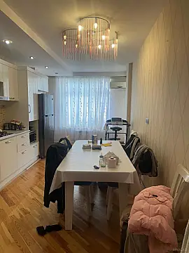 Satılır 2 otaqlı mənzil 102 m²