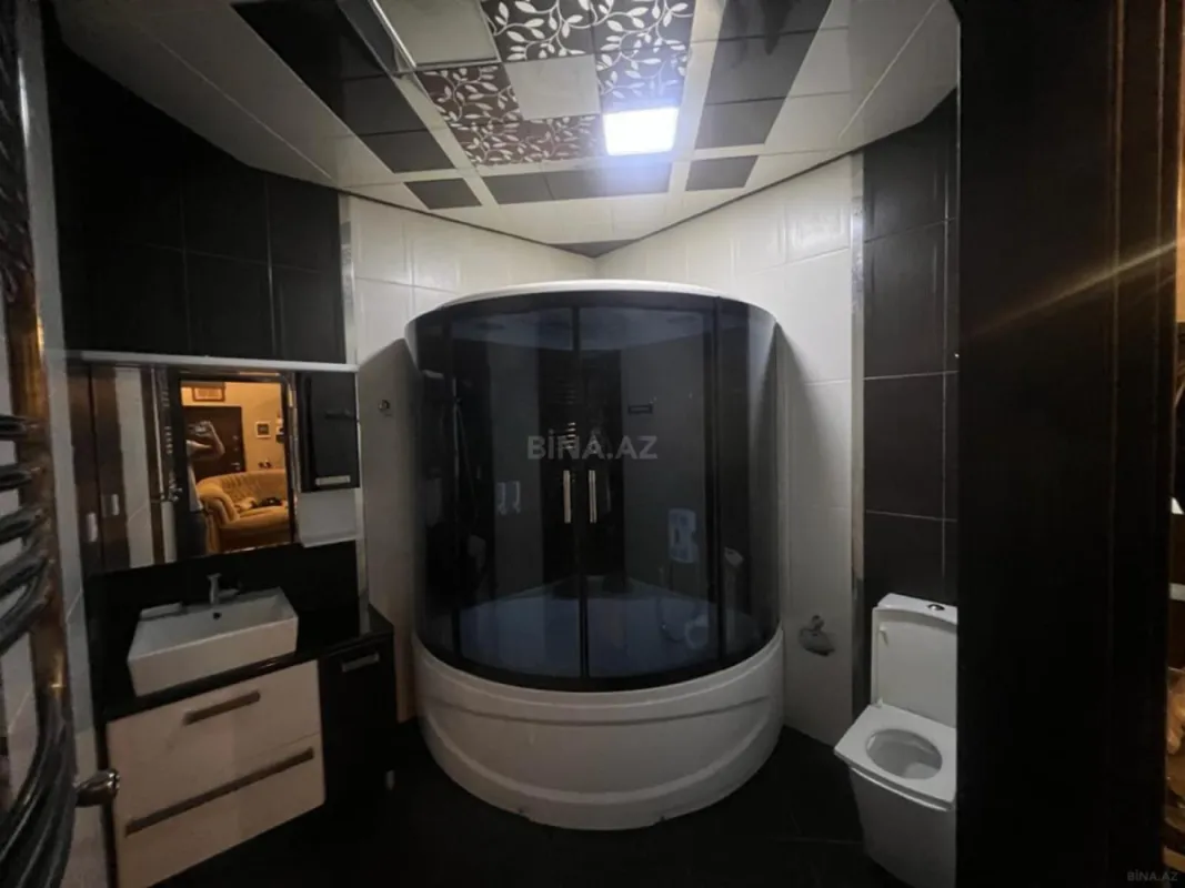 Kirayə verilir 4 otaqlı mənzil 160 m²