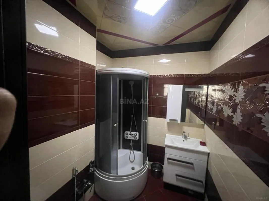 Kirayə verilir 4 otaqlı mənzil 160 m²