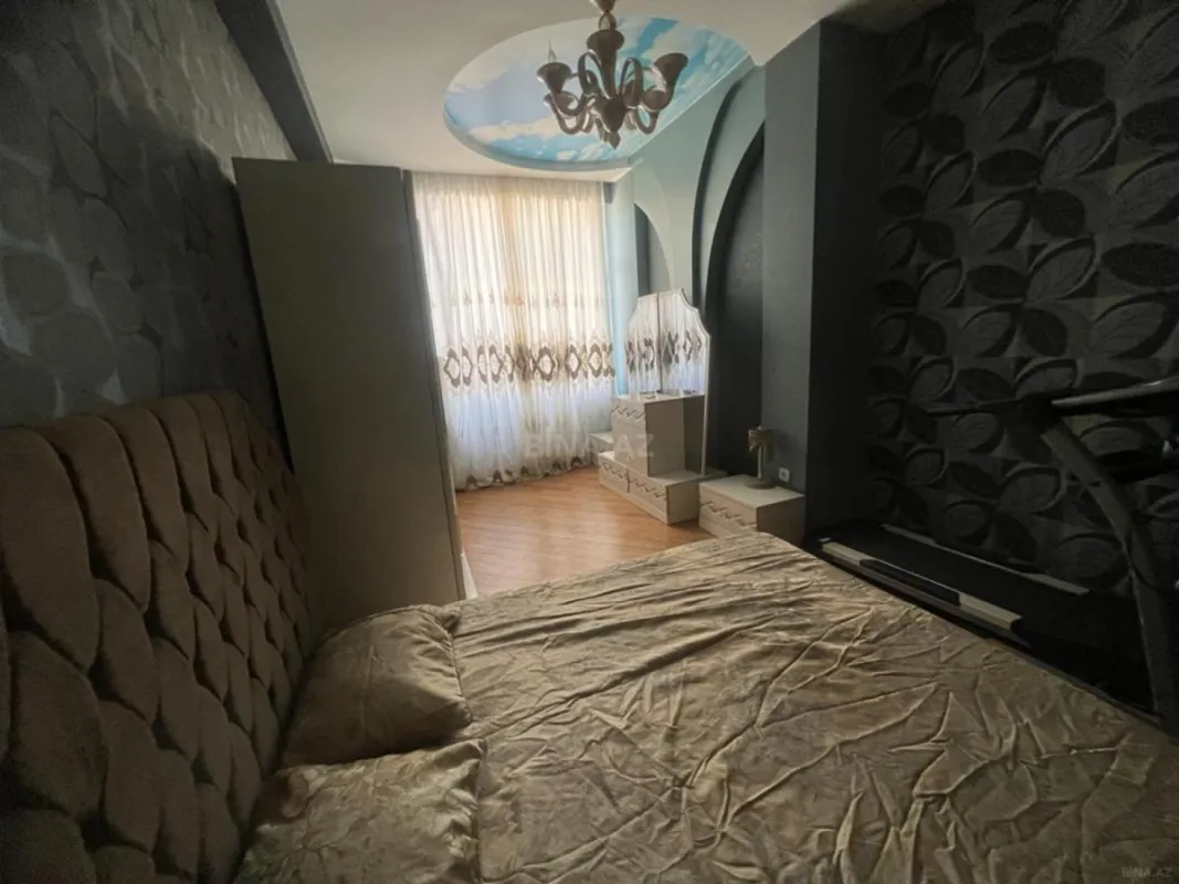 Kirayə verilir 4 otaqlı mənzil 160 m²