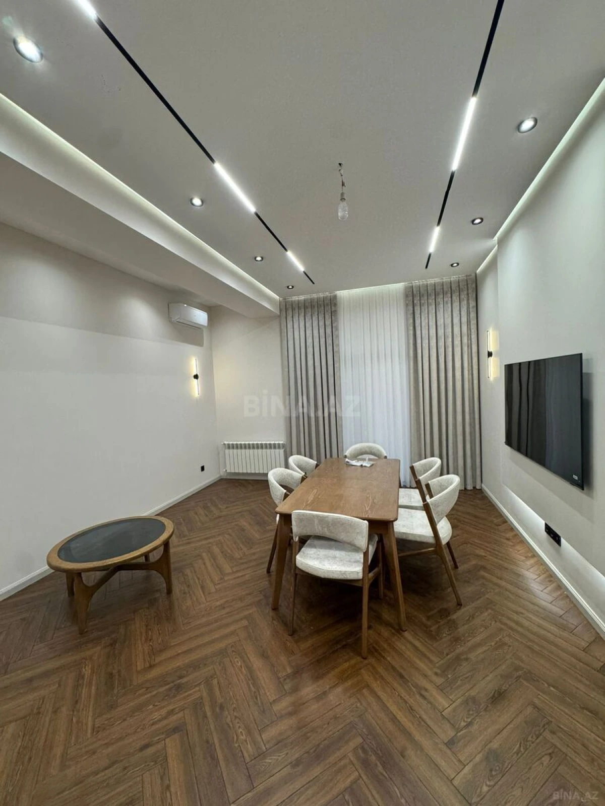 Kirayə verilir 3 otaqlı mənzil 139 m²