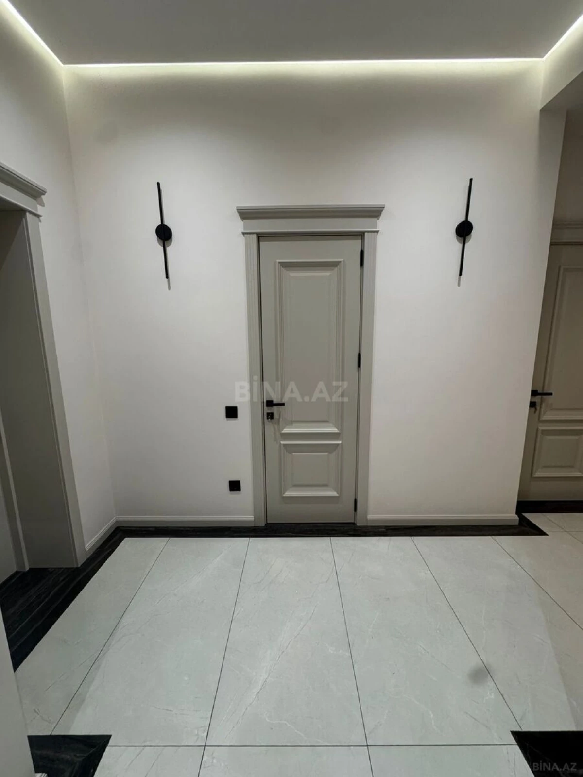 Kirayə verilir 3 otaqlı mənzil 139 m²