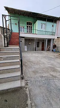 Satılır 6 otaqlı həyət evi 114 m²