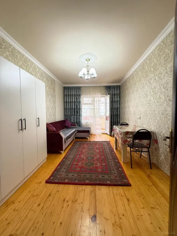 Kirayə verilir 2 otaqlı mənzil 50 m²
