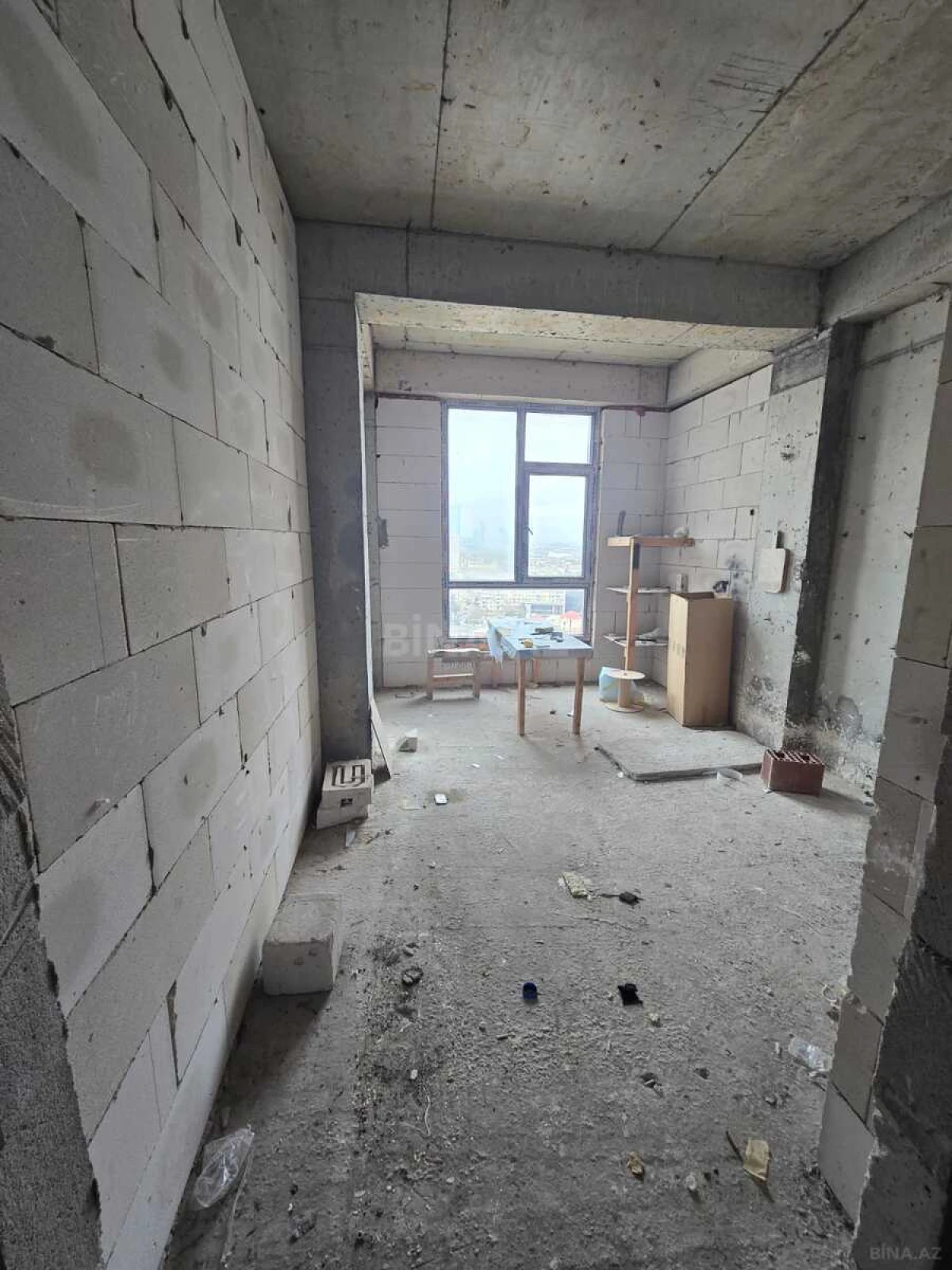 Satılır 2 otaqlı mənzil 52 m²