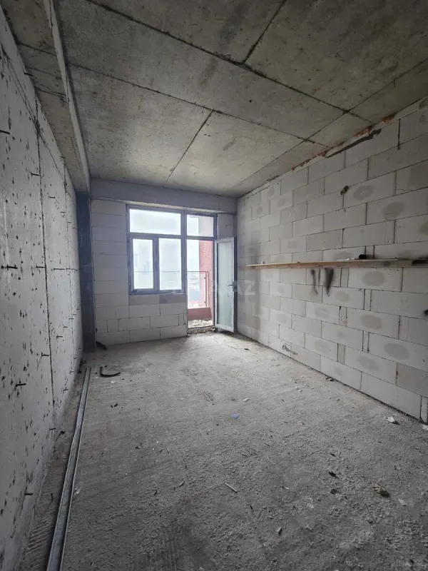 Satılır 2 otaqlı mənzil 52 m²