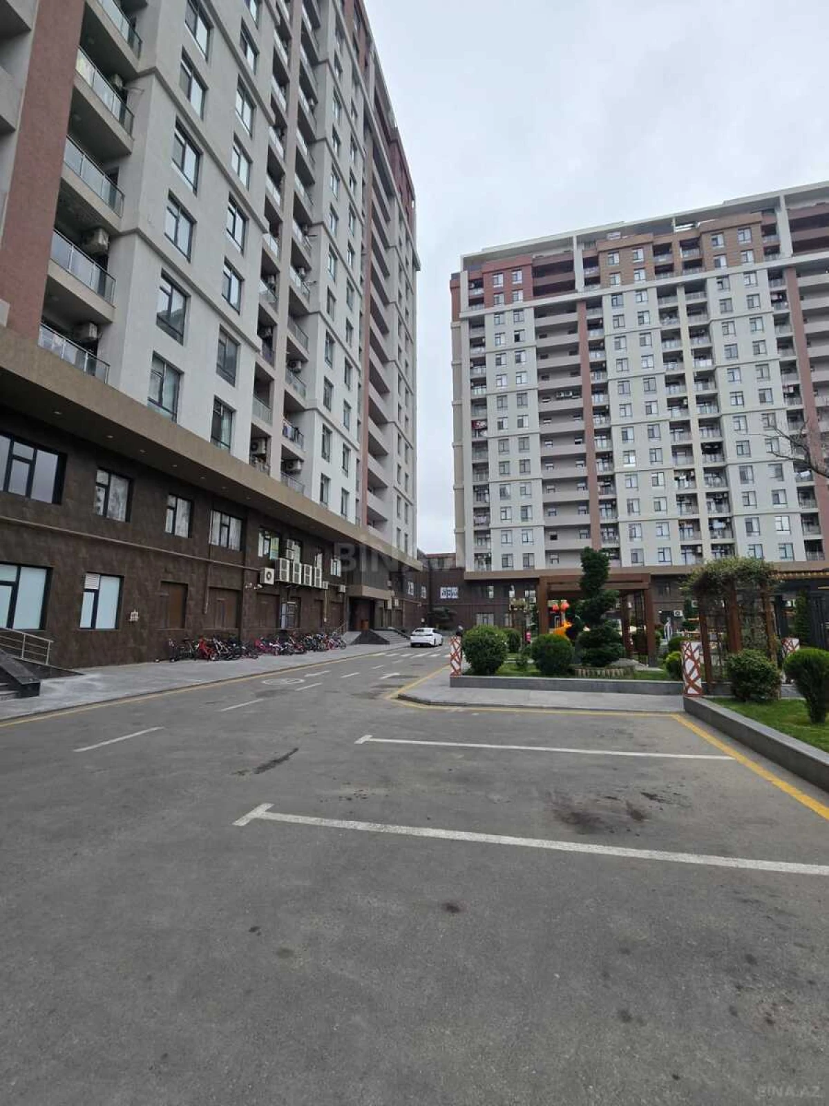 Satılır 2 otaqlı mənzil 52 m²