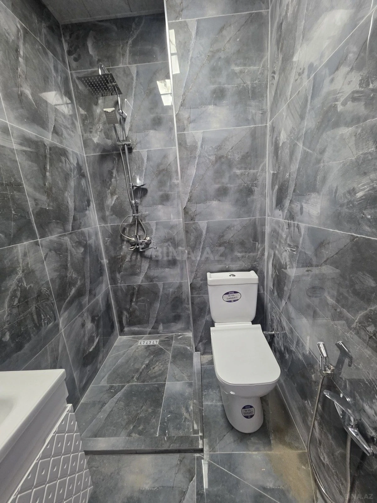 Satılır 2 otaqlı mənzil 54 m²