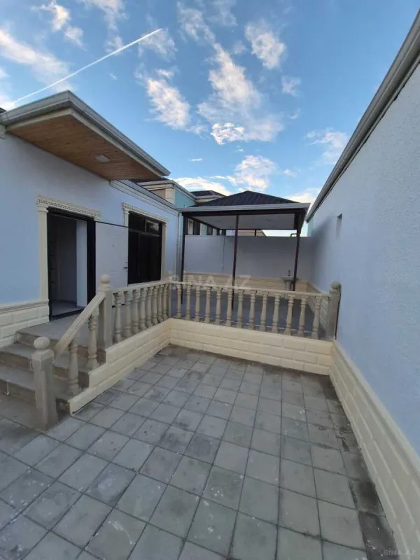 Satılır 3 otaqlı həyət evi 100 m²