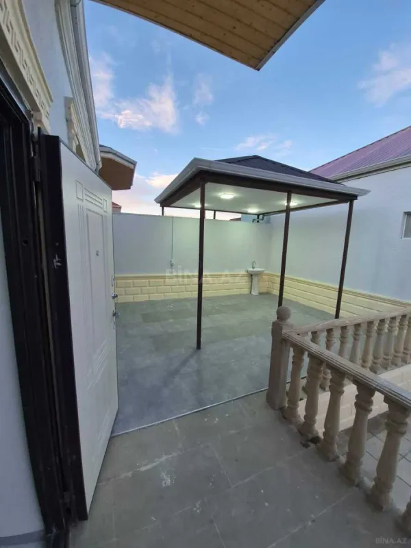 Satılır 3 otaqlı həyət evi 100 m²