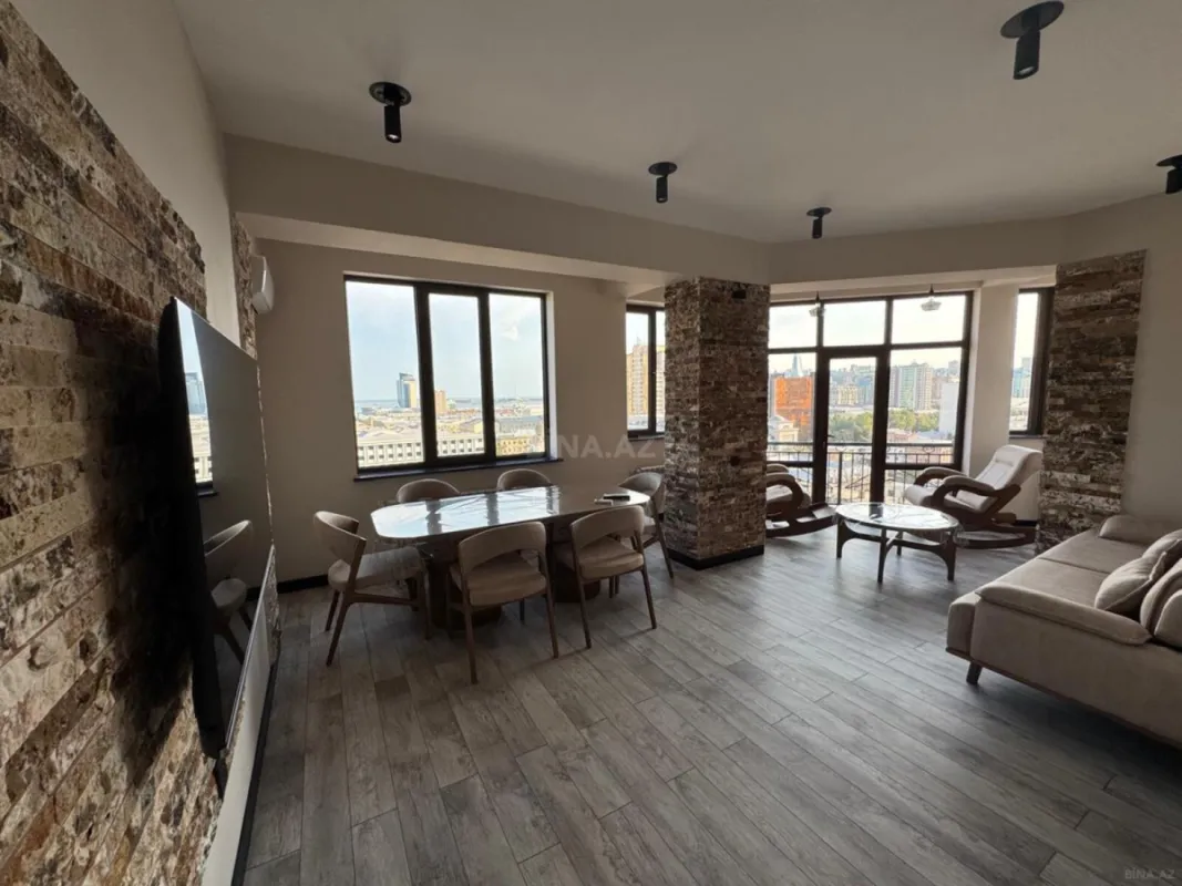 Kirayə verilir 3 otaqlı mənzil 132 m²