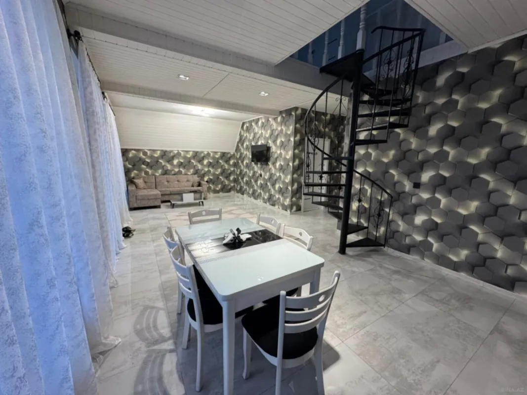 Satılır 4 otaqlı həyət evi 135 m²