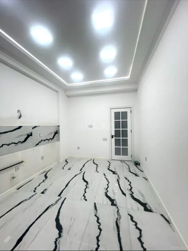 Satılır 3 otaqlı mənzil 128 m²