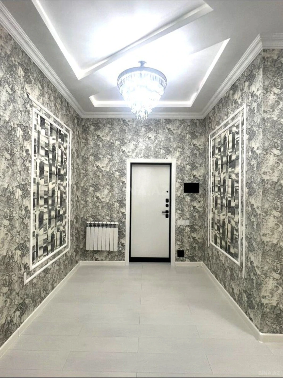Satılır 3 otaqlı mənzil 128 m²