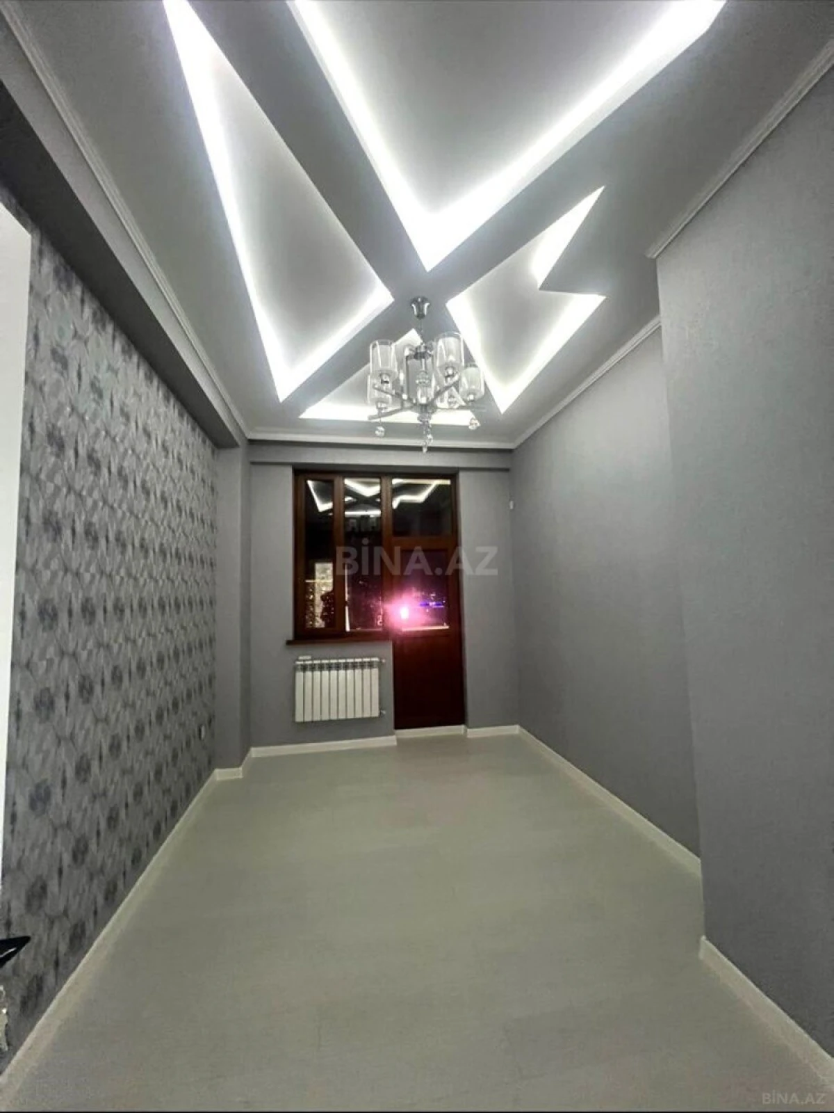 Satılır 3 otaqlı mənzil 128 m²