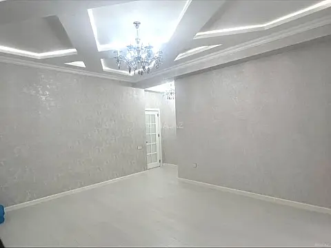 Satılır 3 otaqlı mənzil 128 m²