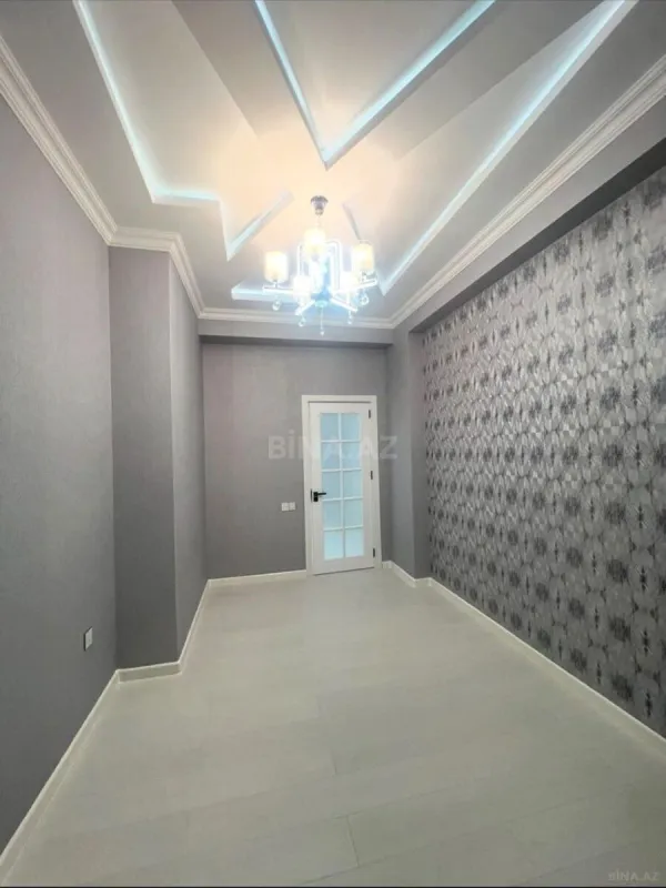Satılır 3 otaqlı mənzil 128 m²