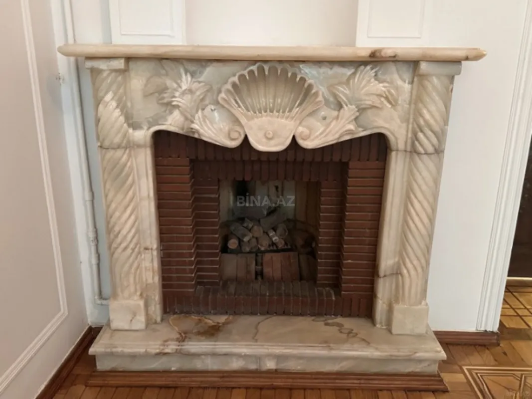 Kirayə verilir 5 otaqlı ofis 200 m²