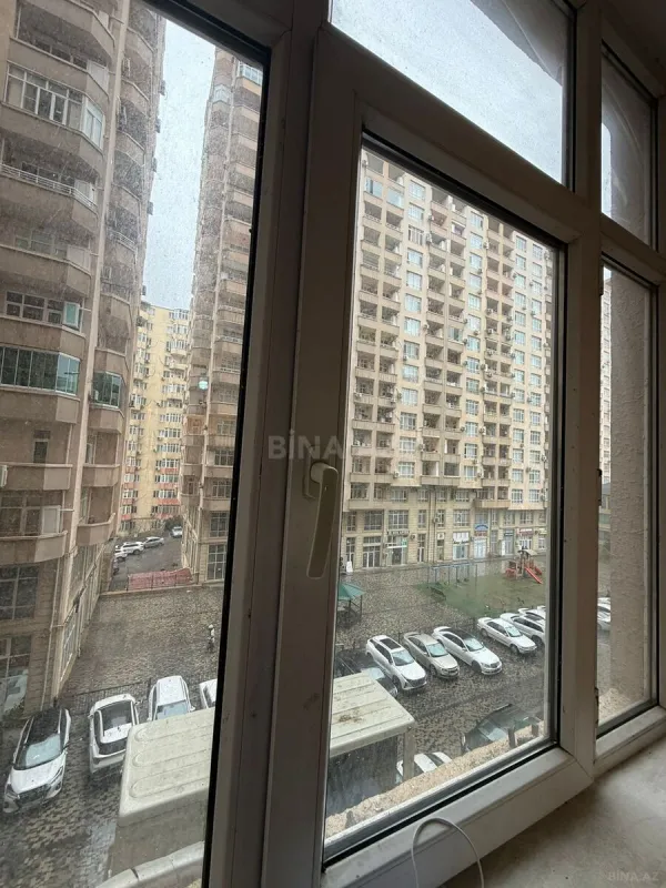 Satılır 3 otaqlı mənzil 154 m²