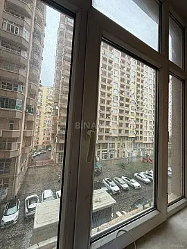 Satılır 3 otaqlı mənzil 154 m²